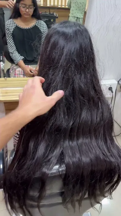 Romas Salon [Sinhagad Road] [Pune]